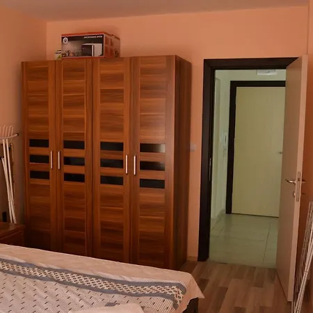 Admiral Plaza Apartament