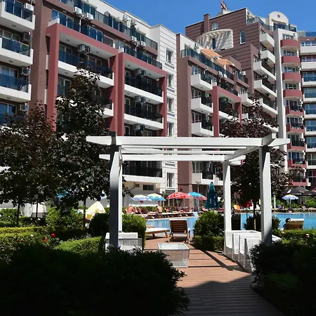 Admiral Plaza סאני ביץ'