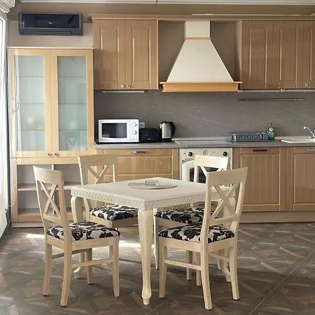 Admiral Plaza Apartment