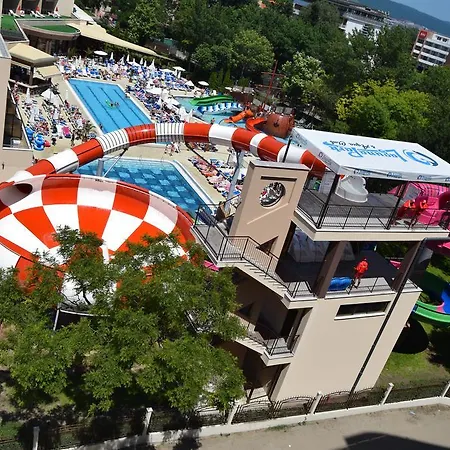 Admiral Plaza 써니비치