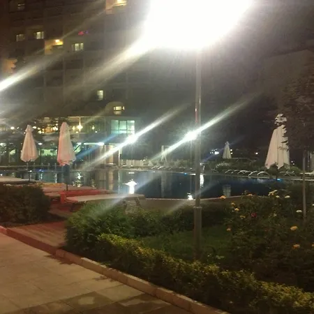 Admiral Plaza * 써니비치