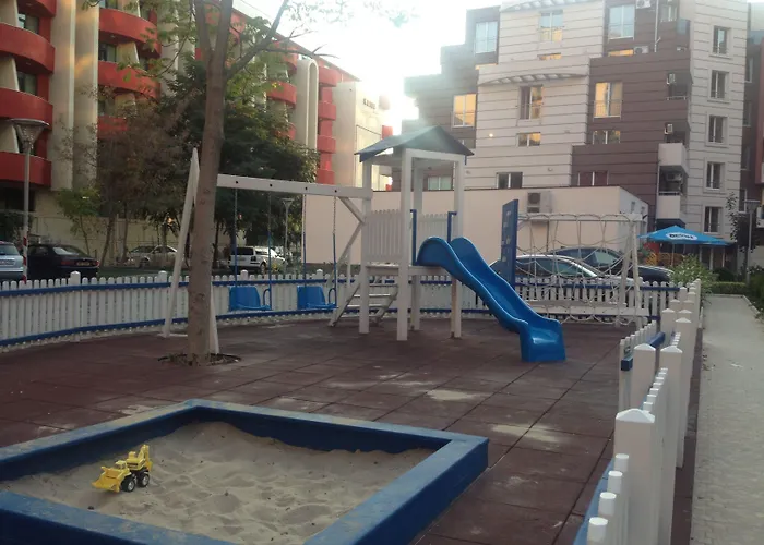 Admiral Plaza Appartement *