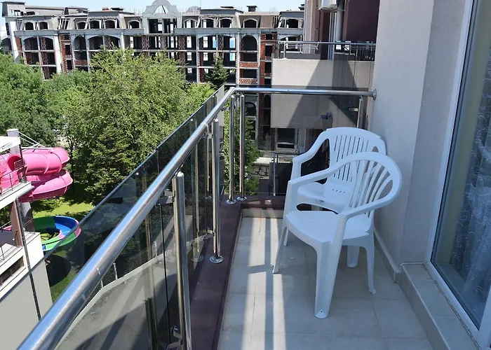 Admiral Plaza * Slantchev Briag